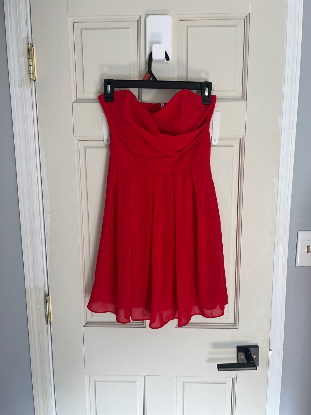 Strapless Red Chiffon Party Dress